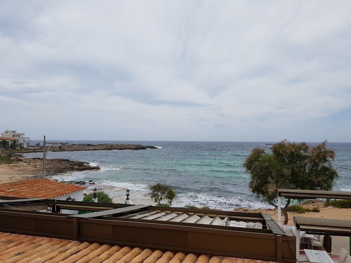 Hostal Restaurante Playa Colonia de Sant Jordi Exterior foto